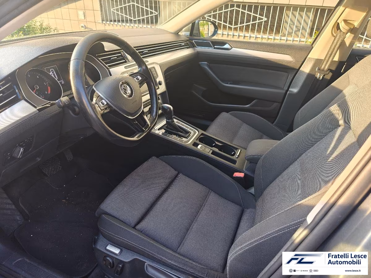 Volkswagen - Passat Variant 1.6 tdi 120cv DSG Business (Pronta Consegna!!!)
