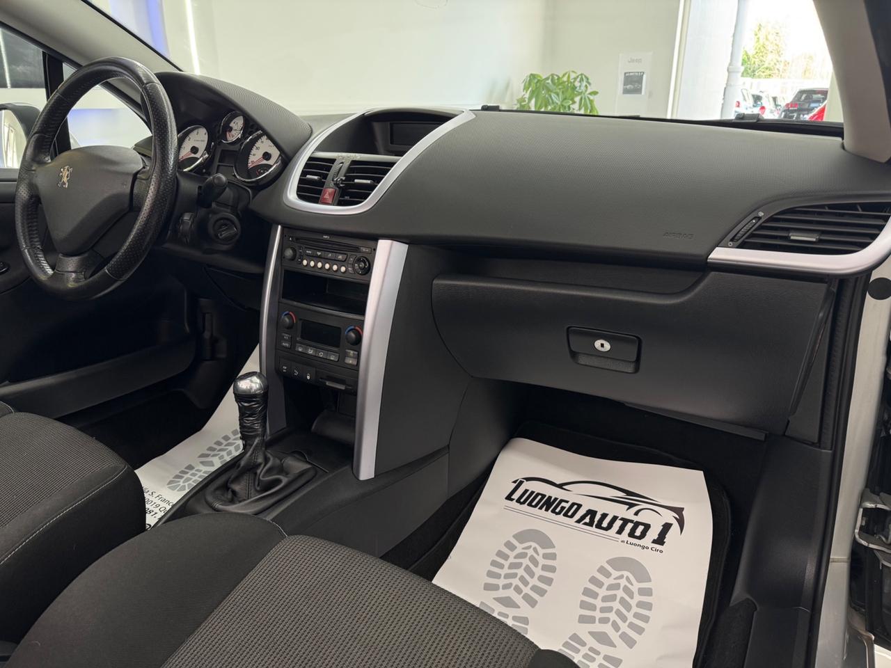 Peugeot 207 1.6 120CV Cabrio Roland Garros