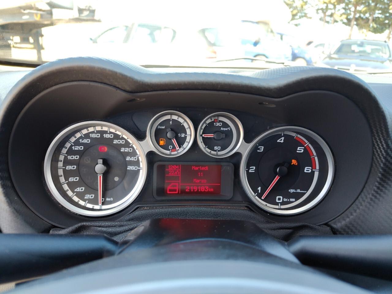 Alfa Romeo MiTo 1.3 JTDm-2 Distinctive Sport Pack 2011
