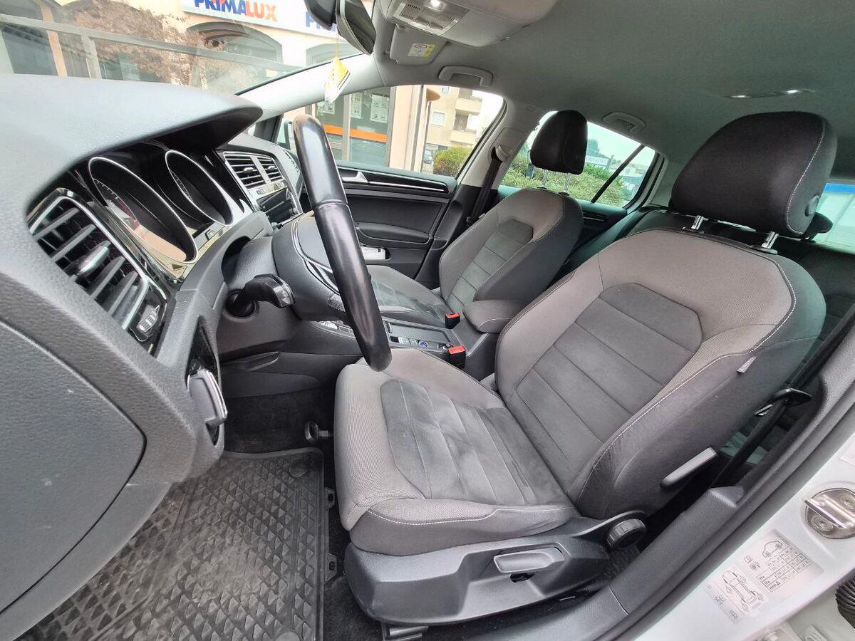 Volkswagen Golf 1.5 tgi Highline 130cv