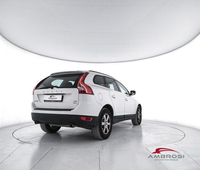 VOLVO XC60 D5 AWD Geartronic Momentum - PER OPERATORI DEL SET