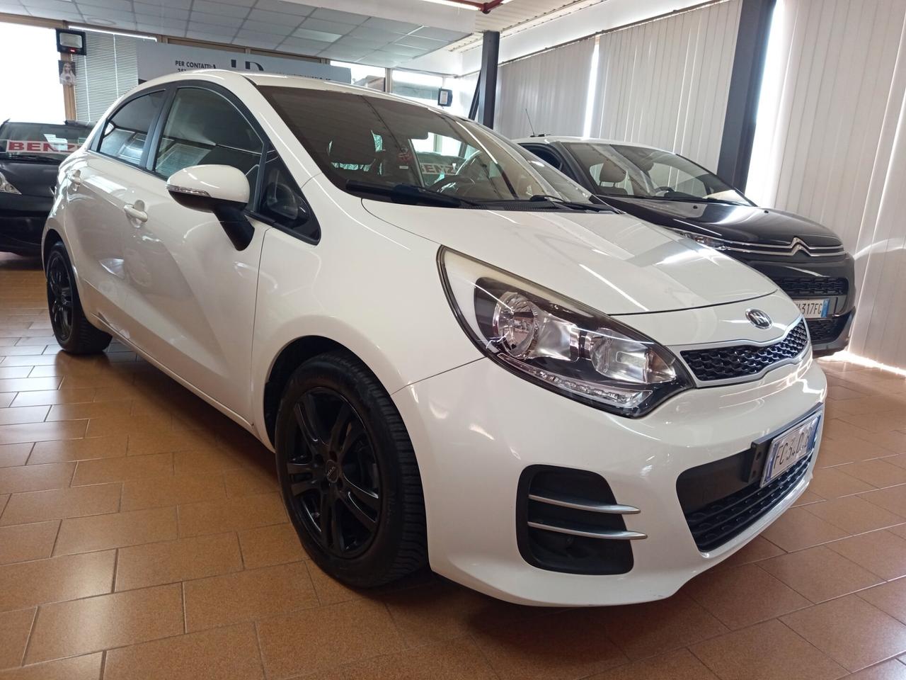 Kia Rio 1.1 CRDi 5p.S&S High Tech ok neopatentati