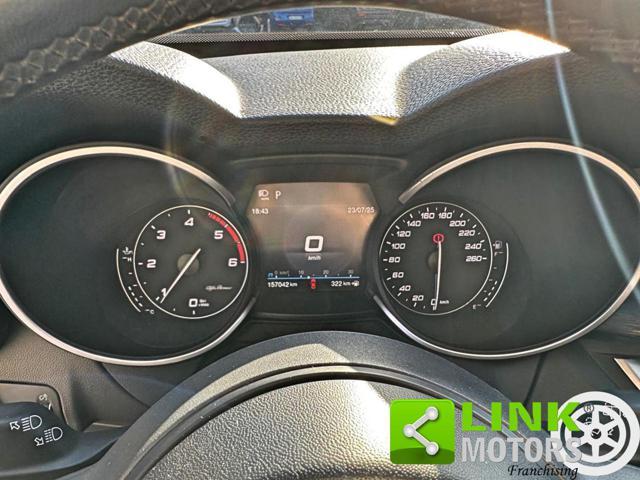 ALFA ROMEO Stelvio 2.2 Turbodiesel 190 CV AT8 Q4 Business Garanzia
