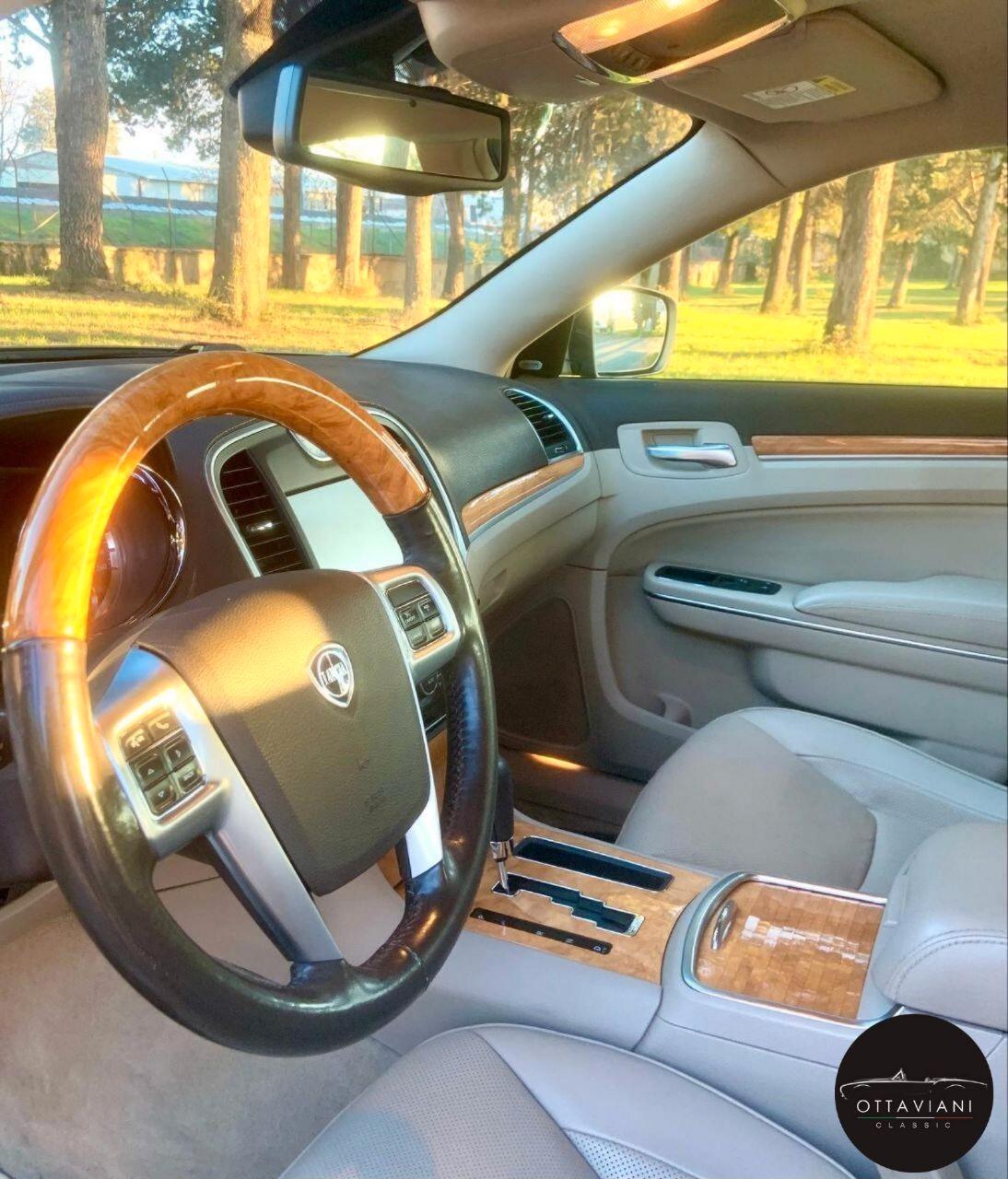 Lancia Thema Top conditions (book service)