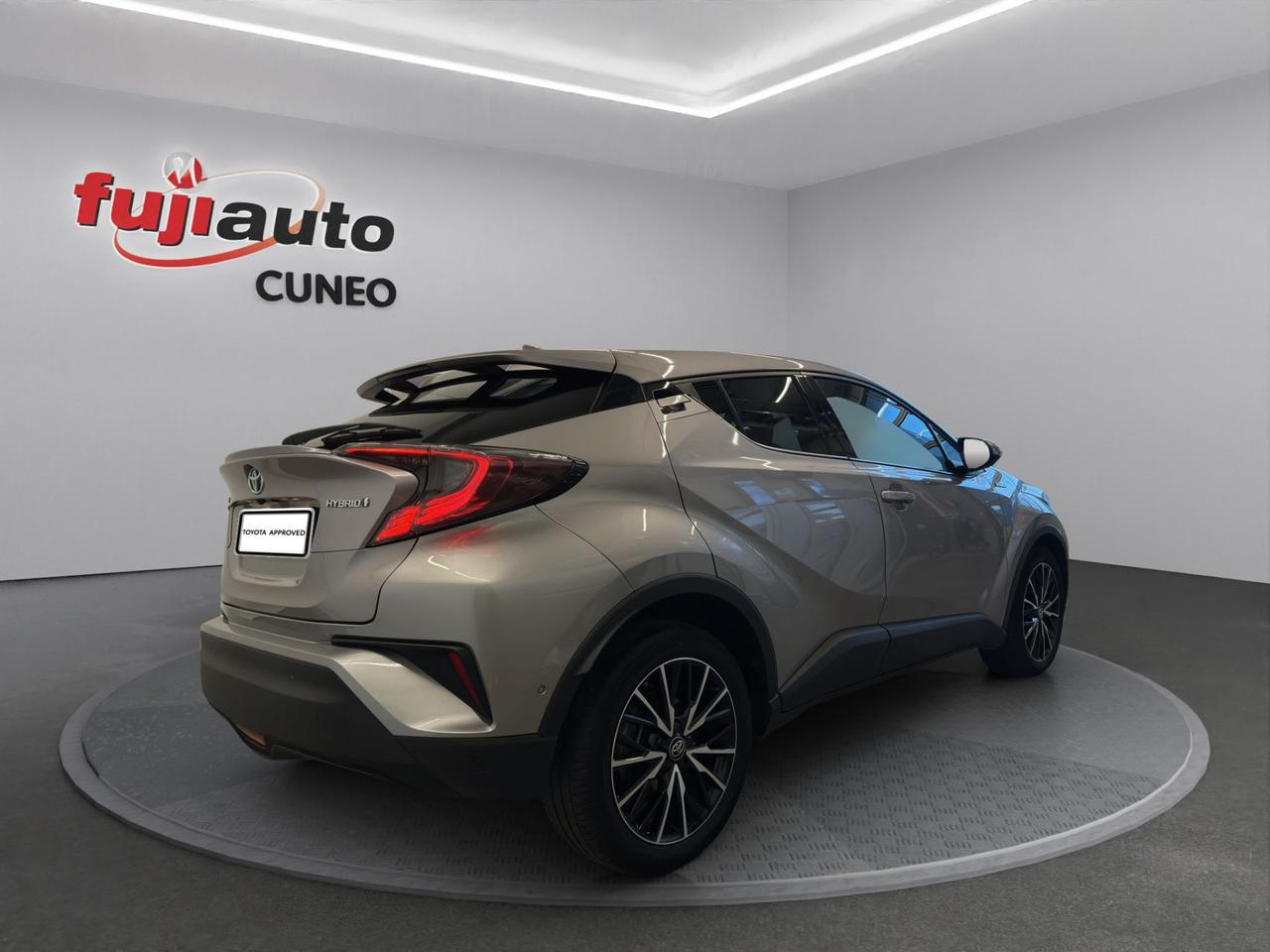 Toyota C-HR 1.8h Lounge 2wd e-cvt my18