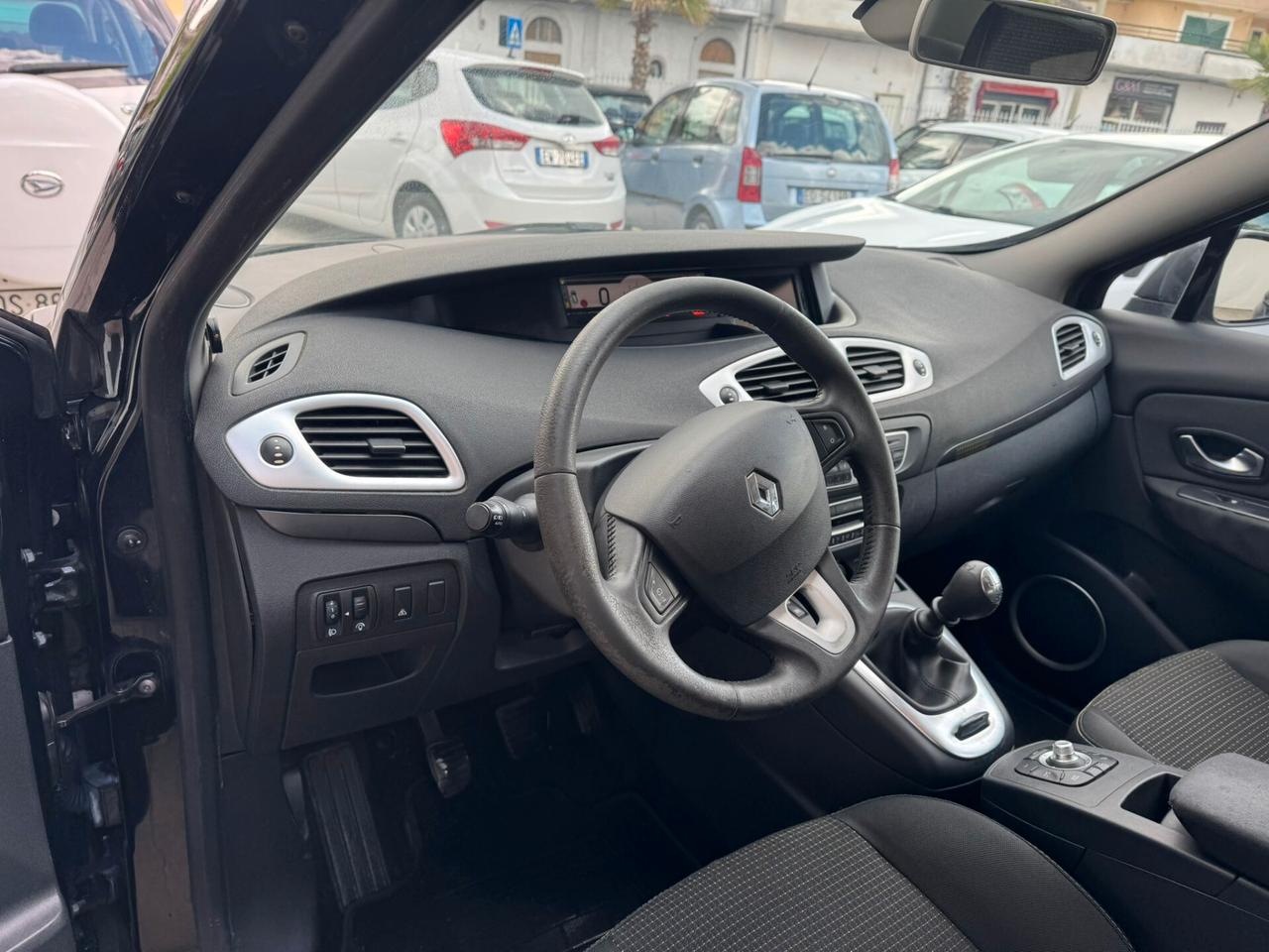 Renault Scénic X-Mod 1.5 dCi 110CV Dynamique