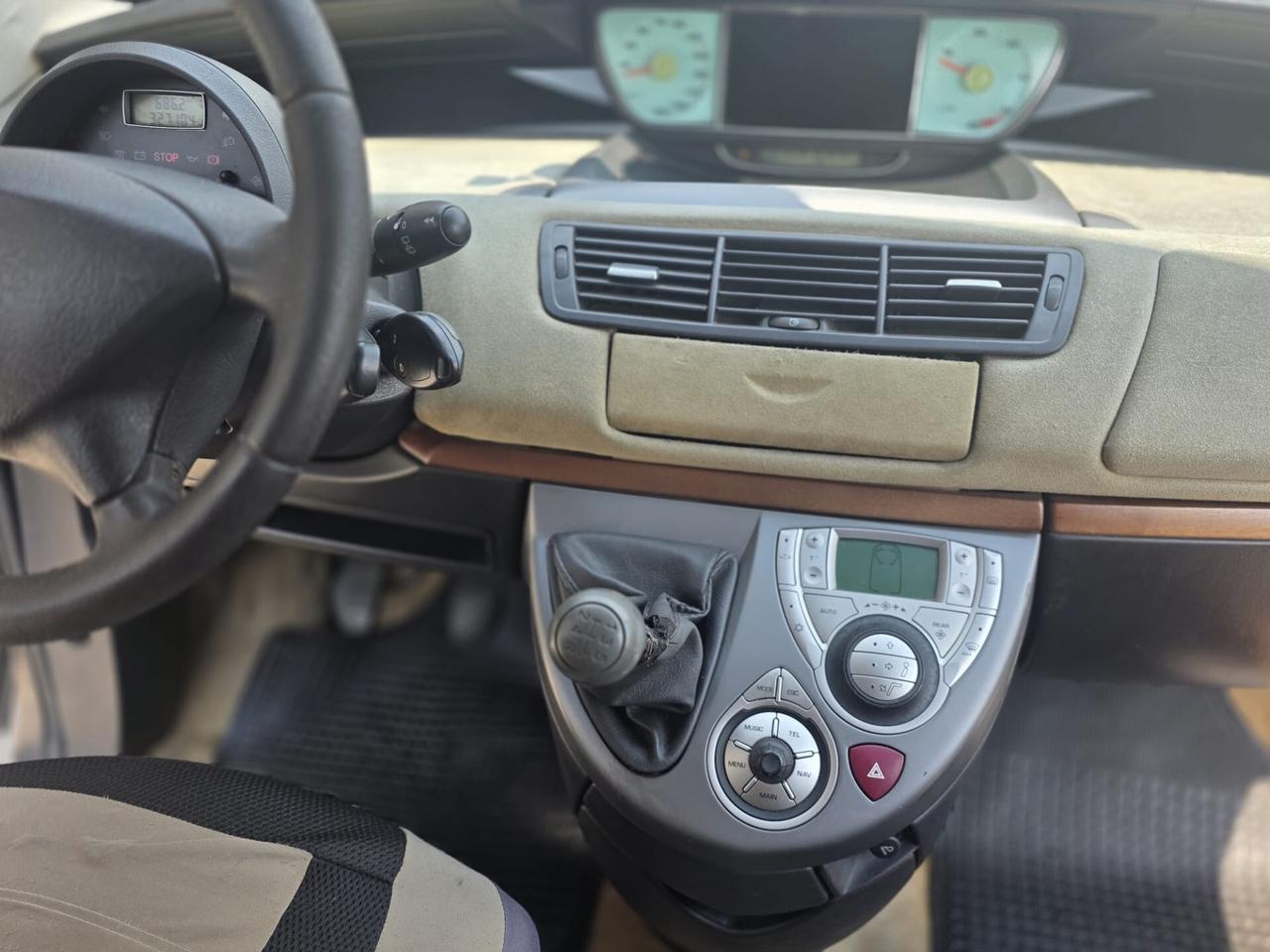 Lancia Phedra 2.2 JTD Emblema FAP 7POSTI