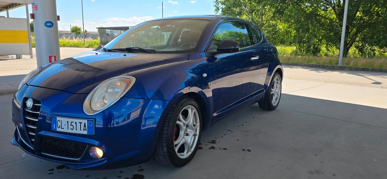 Alfa Romeo MiTo 1.3 JTDm-2 95 CV S&S Distinctive Premium Pack
