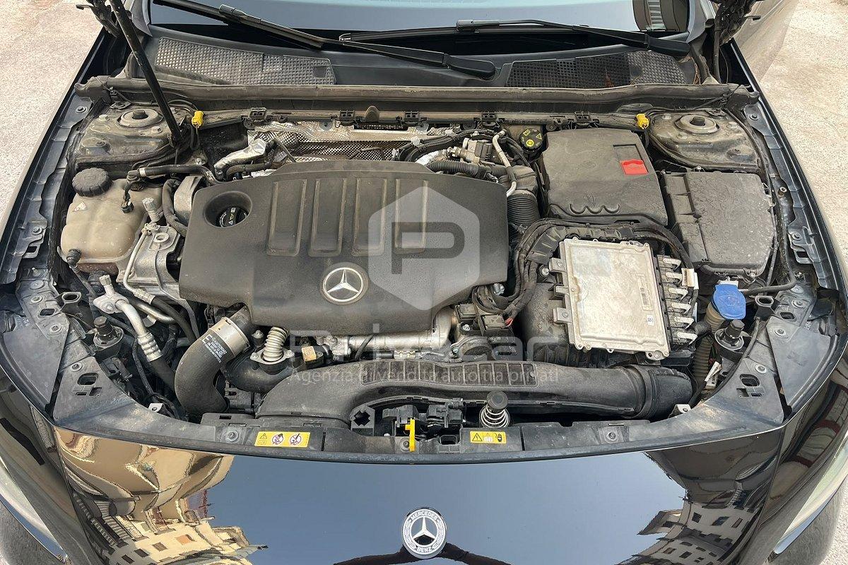 MERCEDES A 180 d Automatic Premium