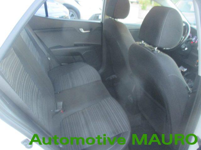 KIA Stonic 1.4 MPI EcoGPL Style - NEOPATENTATI