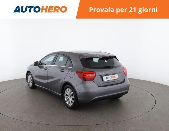 MERCEDES-BENZ A 180 d Automatic Business