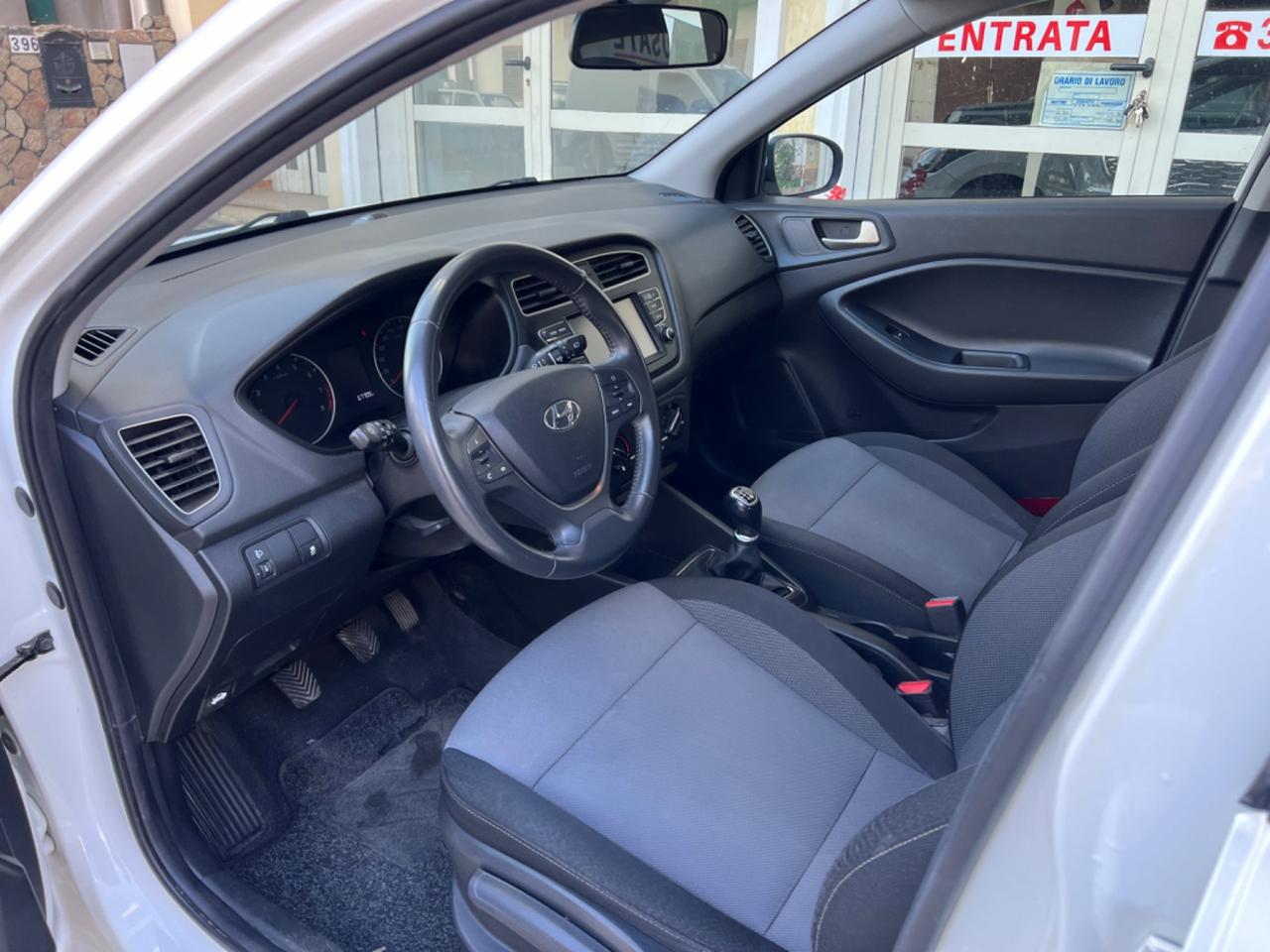 Hyundai i20 1.2 5 porte Connectline