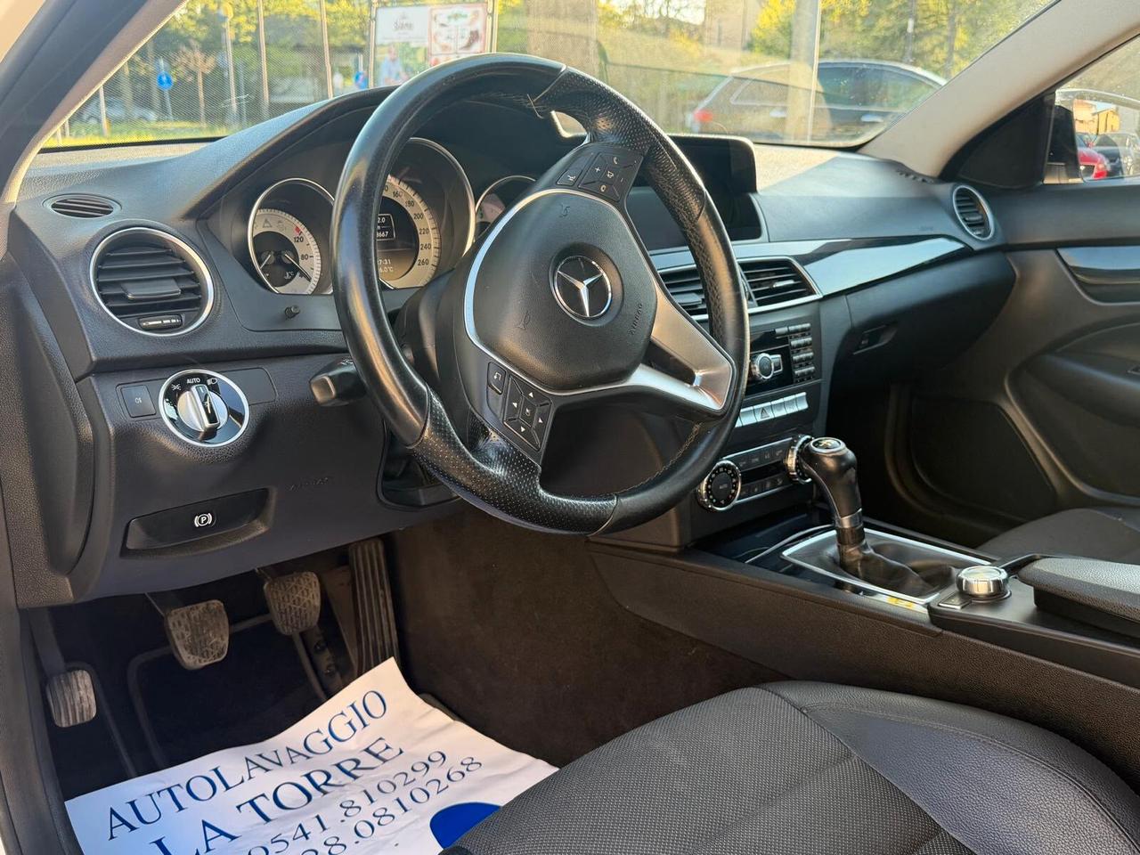 Mercedes-benz C 220 CDI BlueEFFICIENCY Coupé Avantgarde