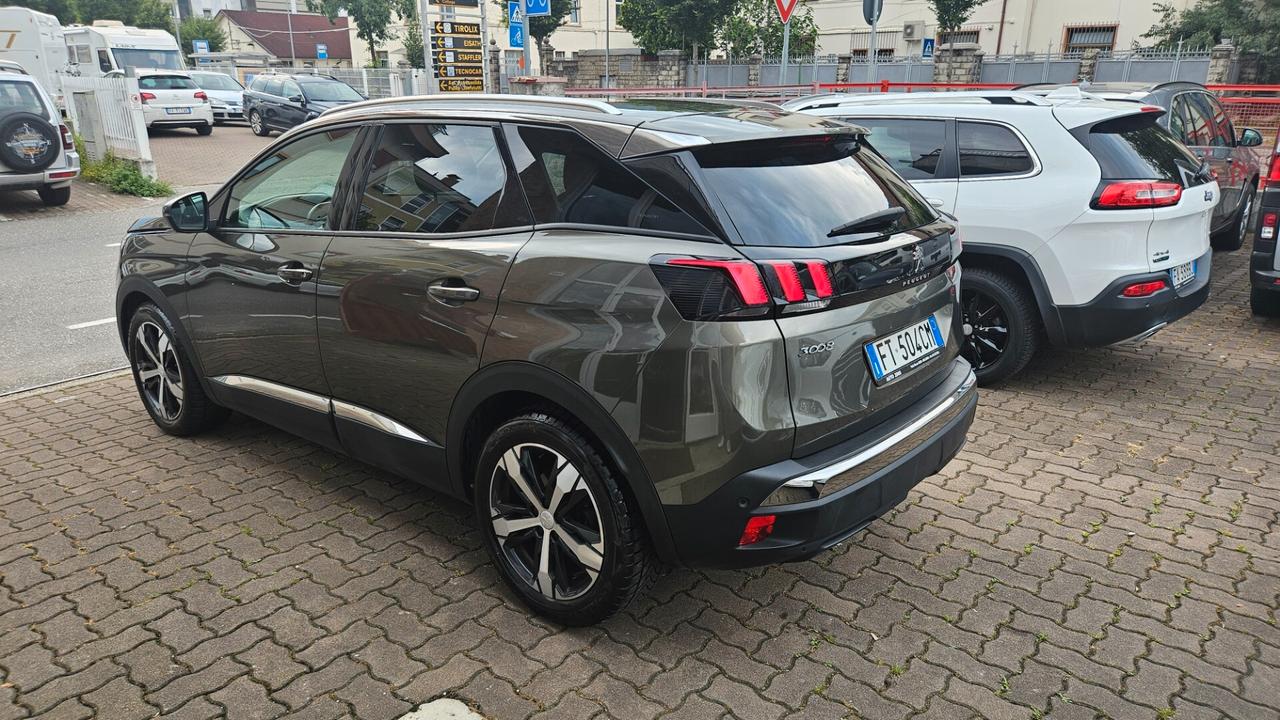 Peugeot 3008 1.2 PURETECH TURBO 130CV CAMERA-NAVY-CARPLAY