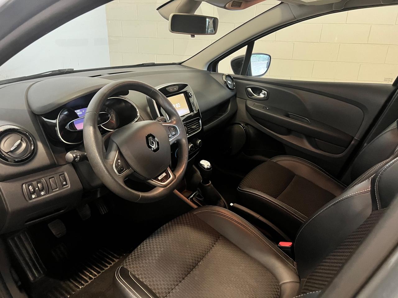 Renault Clio dCi 8V 75 CV 5 porte Moschino Zen
