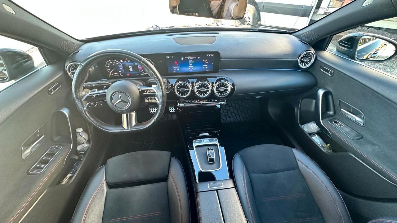 Mercedes-benz A 180 d Automatic AMG Line Premium Plus