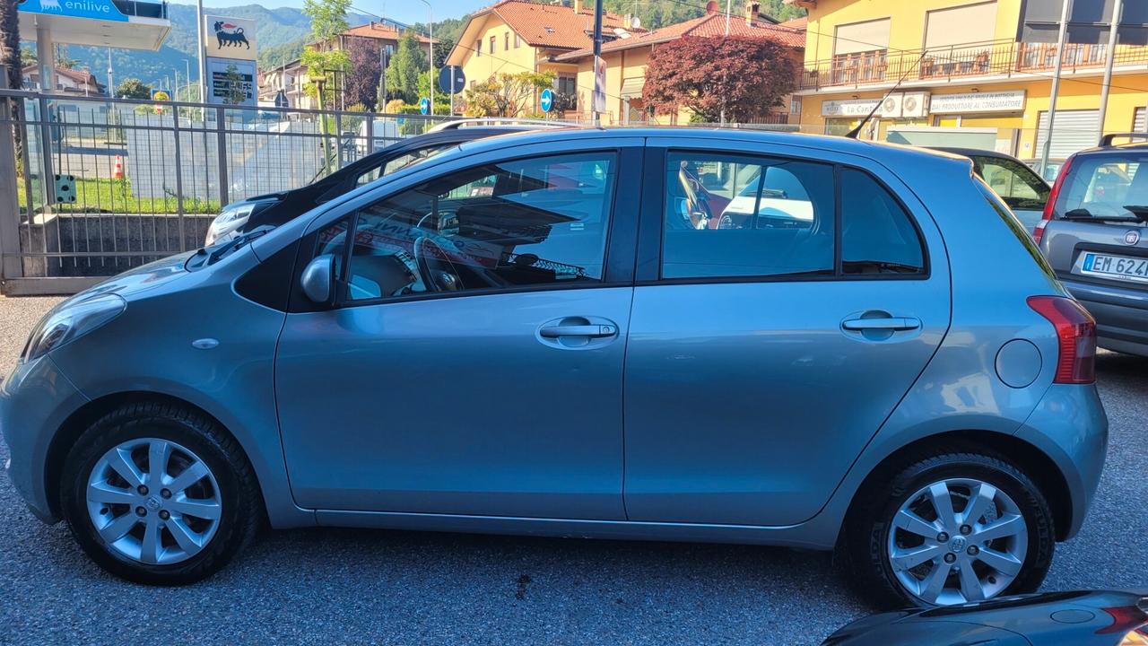 Toyota Yaris 1.3 5 porte Sol