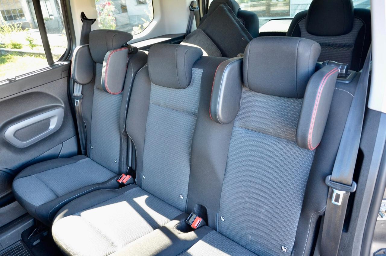 TOYOTA PROACE CITY 1.5 HDI EXECUTIVE 100cv 7 POSTI, UNICOPROPRIETARIO, EURO 6D, UFF ITALIANA, SERVICE TOYOTA, NAVI, RETROCAMERA, PERMUTE