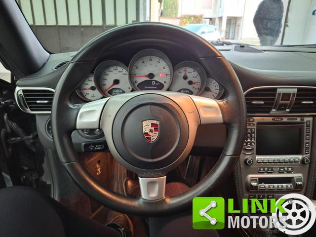 PORSCHE 911 997 Carrera 4S Coupé
