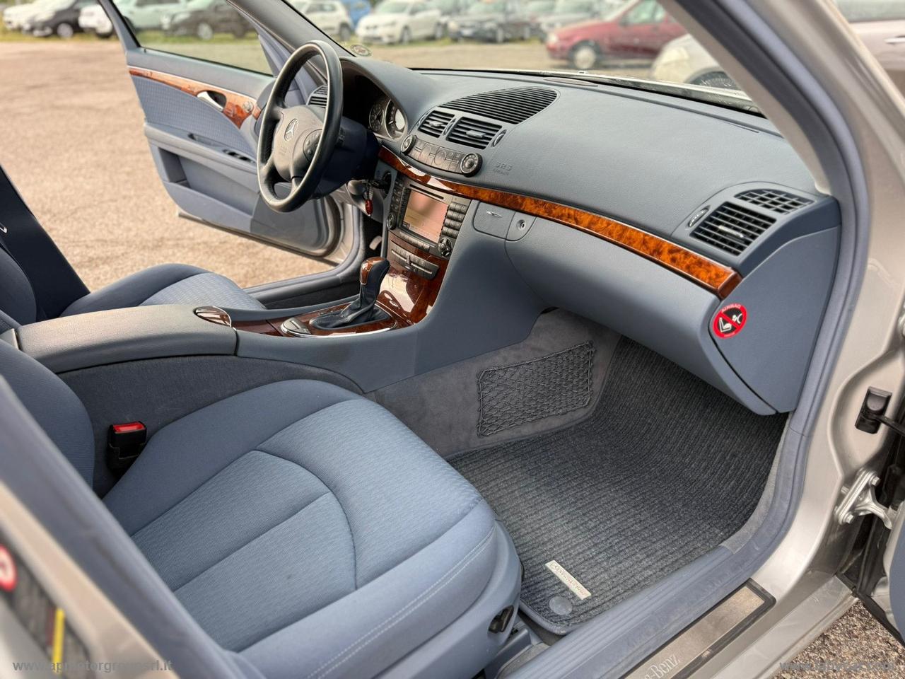 MERCEDES-BENZ E 220 CDI Elegance AUTOMATIC