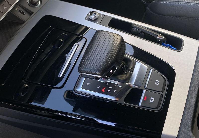 Audi Q5 SPB S Line Plus 2.0 TDI 204CV S-Tronic quattro mhev 40