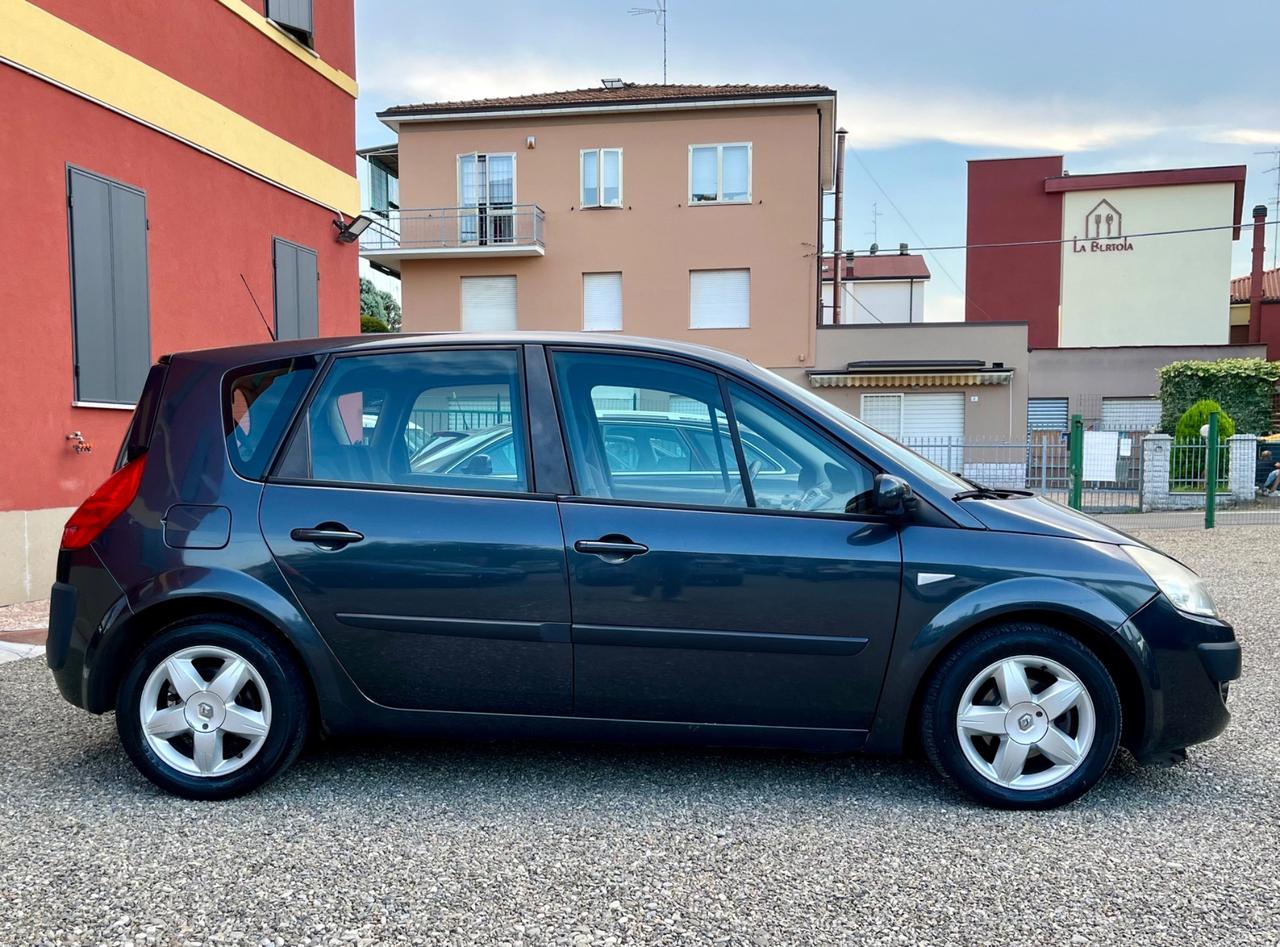 Renault Scénic 1.5 dCi/105CV