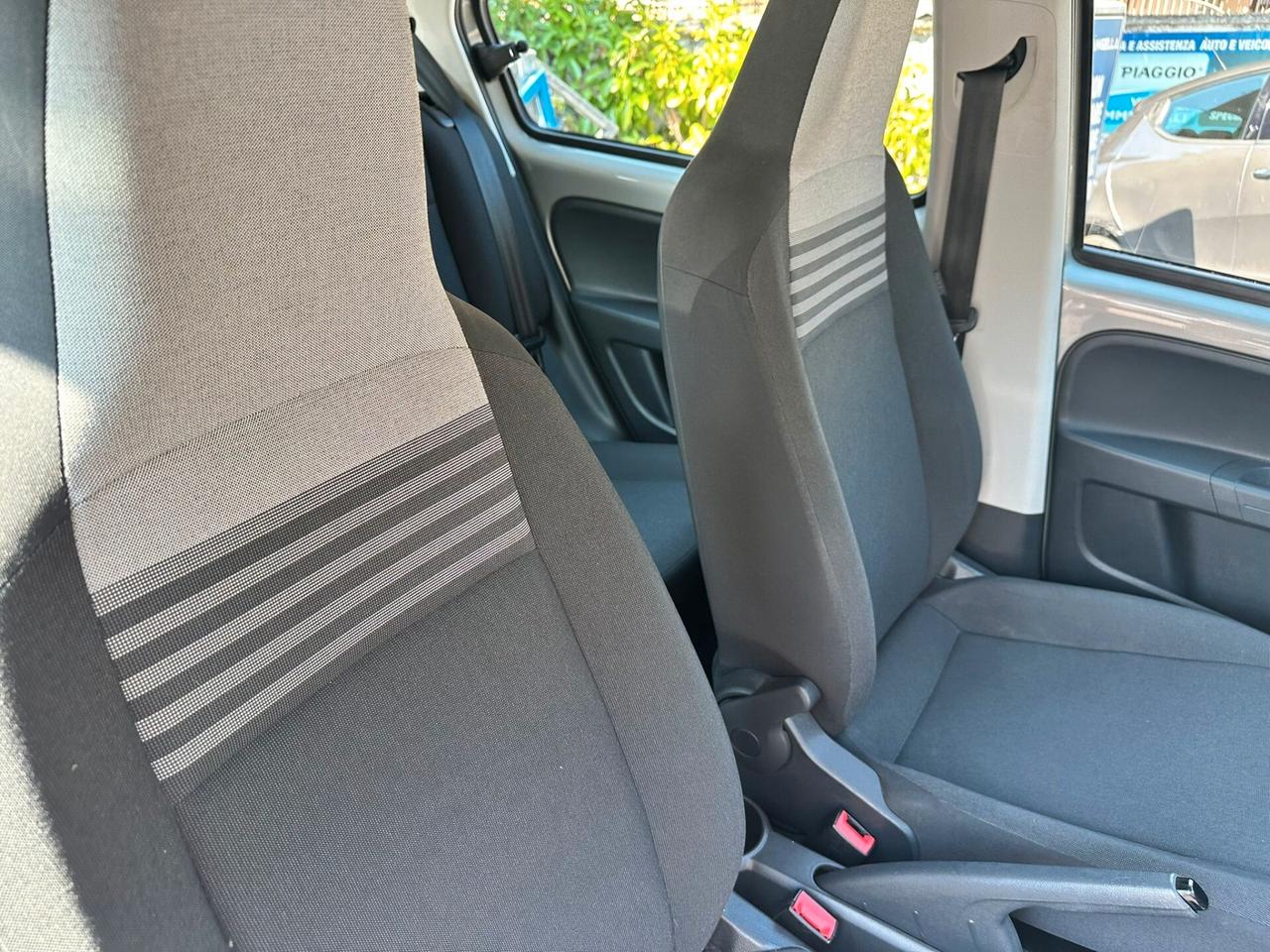 Volkswagen up! 1.0 60 CV 5p. move