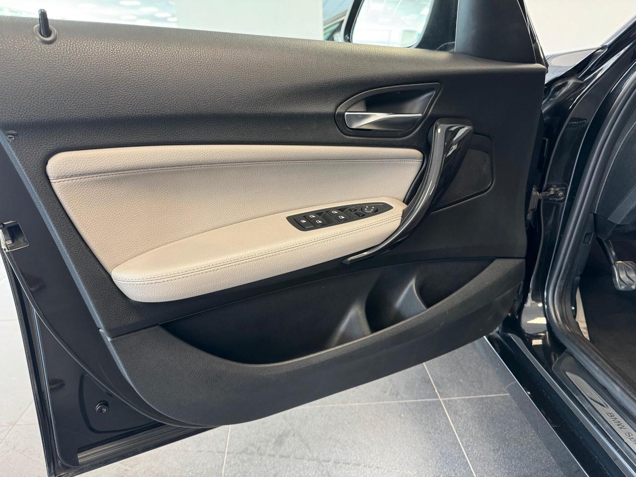 Bmw 120 120d 5p. Sport XENON PELLE BLACK PACK