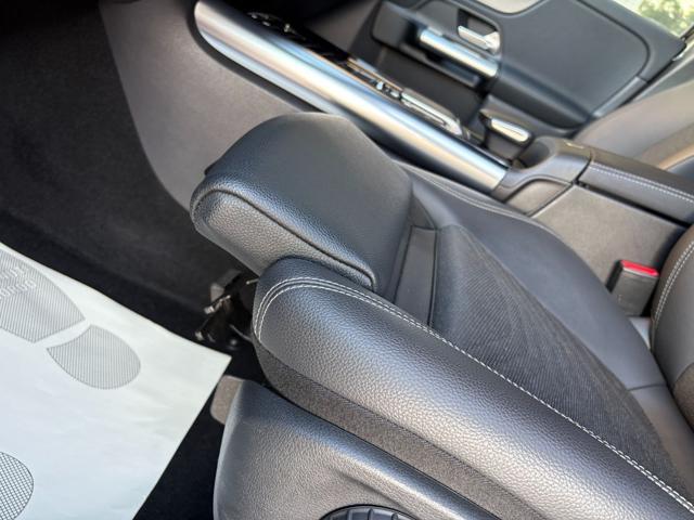 MERCEDES-BENZ GLA 250 e phev hybrid EQ Sport Plus Night Pack