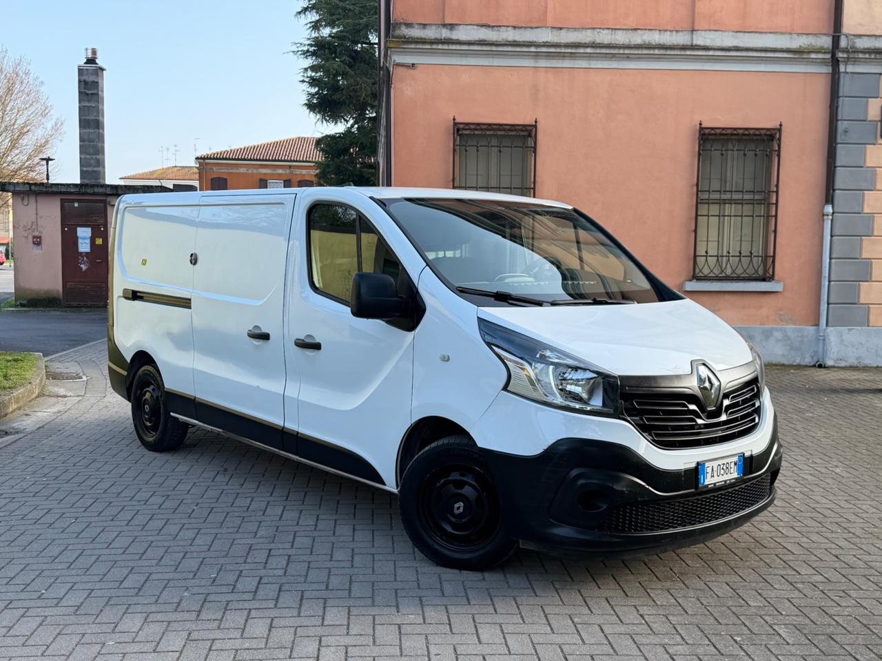 Renault Trafic 1.6dci 3posti passo lungo