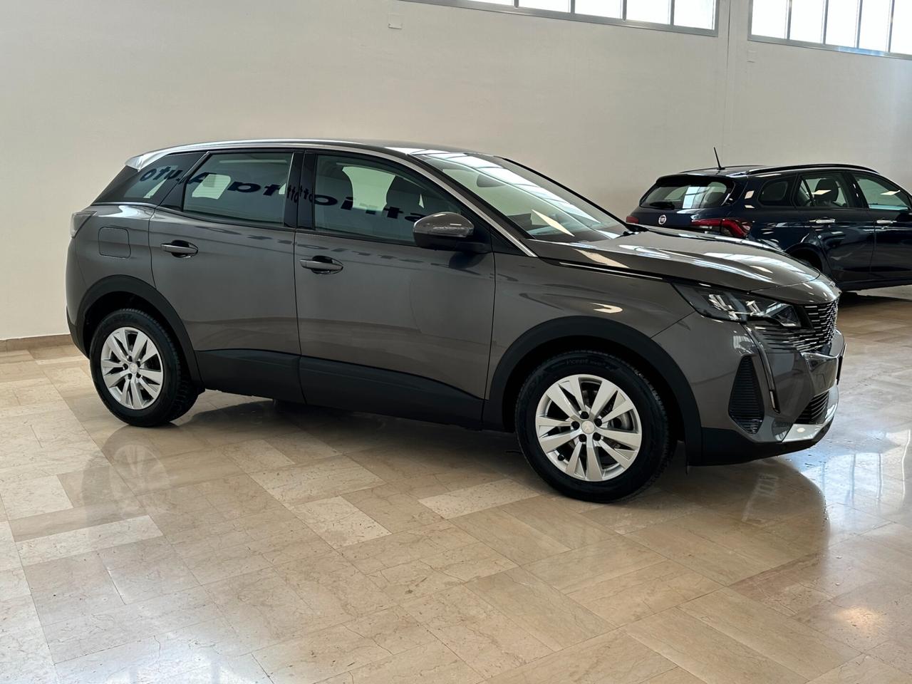 Peugeot 3008 1.5 bluehdi Active Business EAT8 130cv