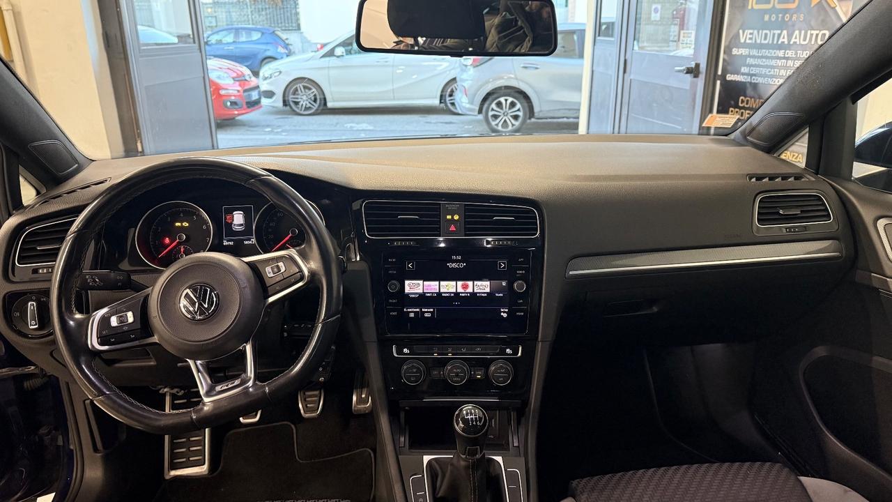 Volkswagen Golf 1.0 TSI 115 CV 5p. Sport R LINE