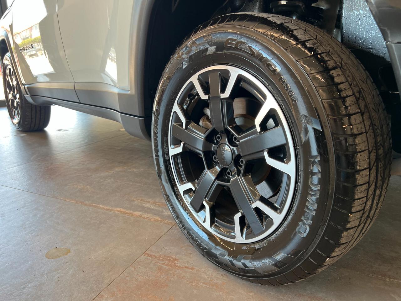Jeep Compass 1.3 Turbo T4 240 CV PHEV AT6 4xe Trailhawk