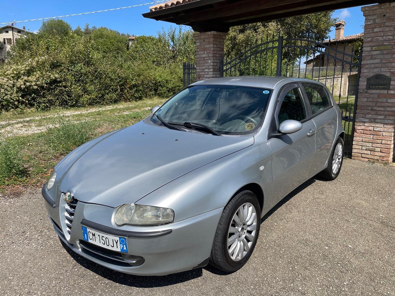 Alfa Romeo 147 1.9 JTD 16V cat 5p.