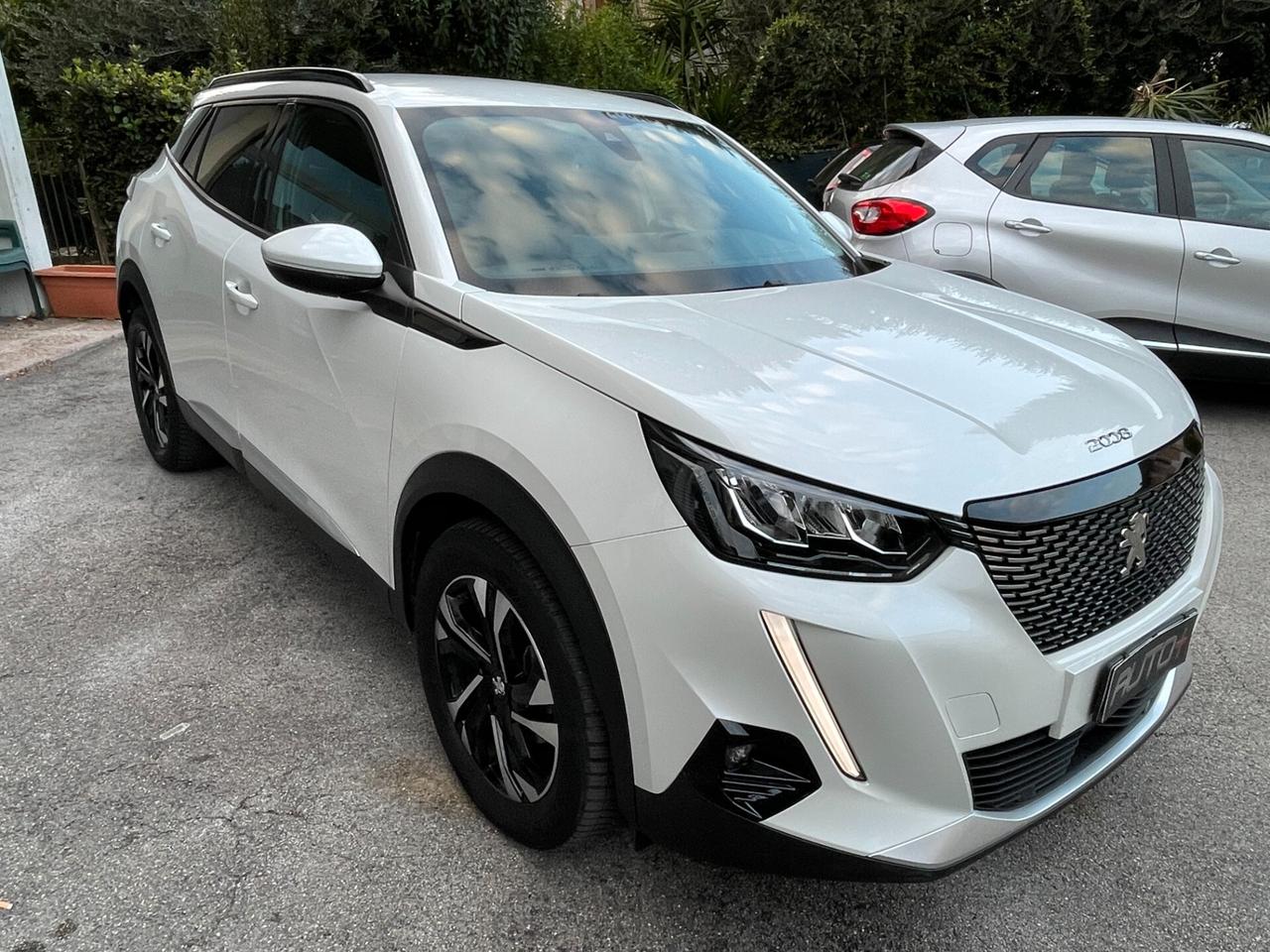 Peugeot 2008 BlueHDi 110 S&S Allure Pack