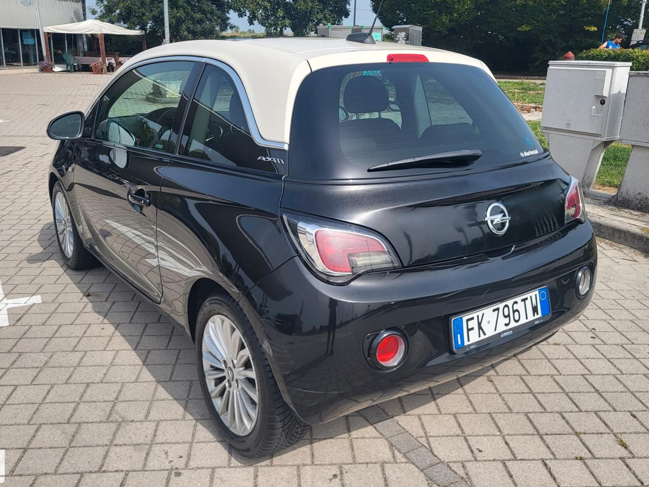 Opel Adam 1.4 87 CV GPL Tech Black Jack