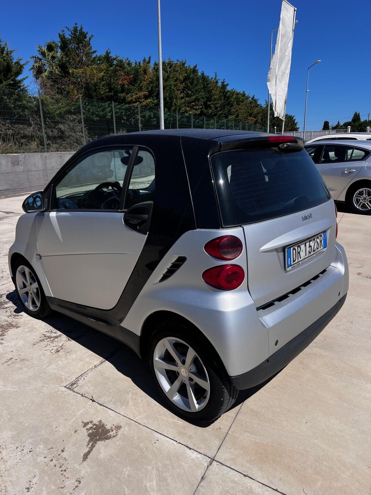 Smart ForTwo 1000 62 kW coupé passion