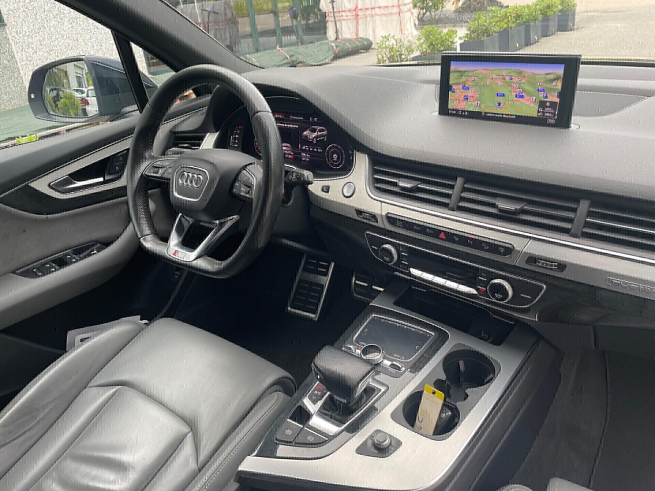 Audi Q7 3.0 TDI 272 CV quattro Automatik*S-line*Navi*Pelle*7 posti*