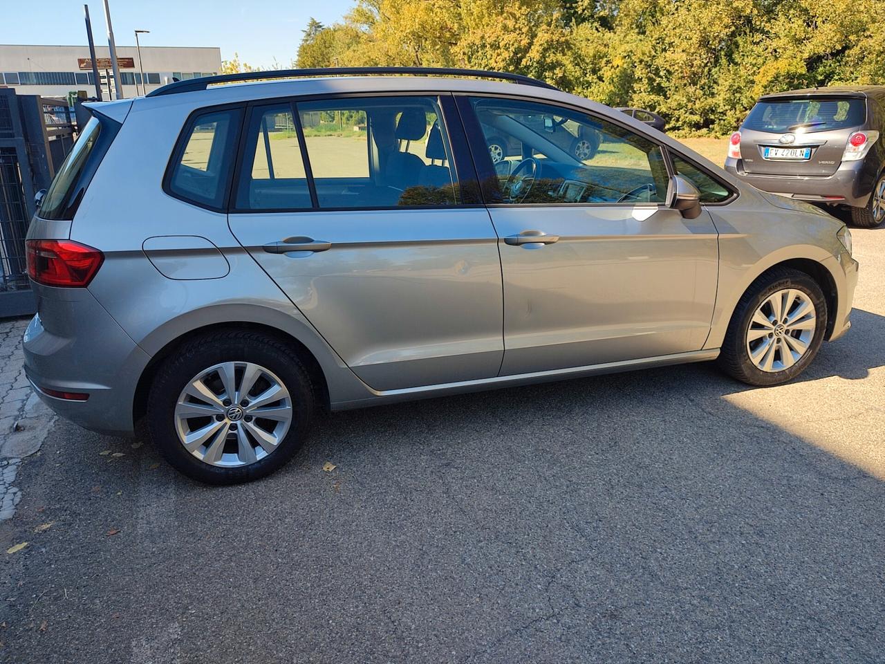 VOLKSWAGEN GOLF SPORTSVAN 2017 DIESEL 1.6 EURO6B