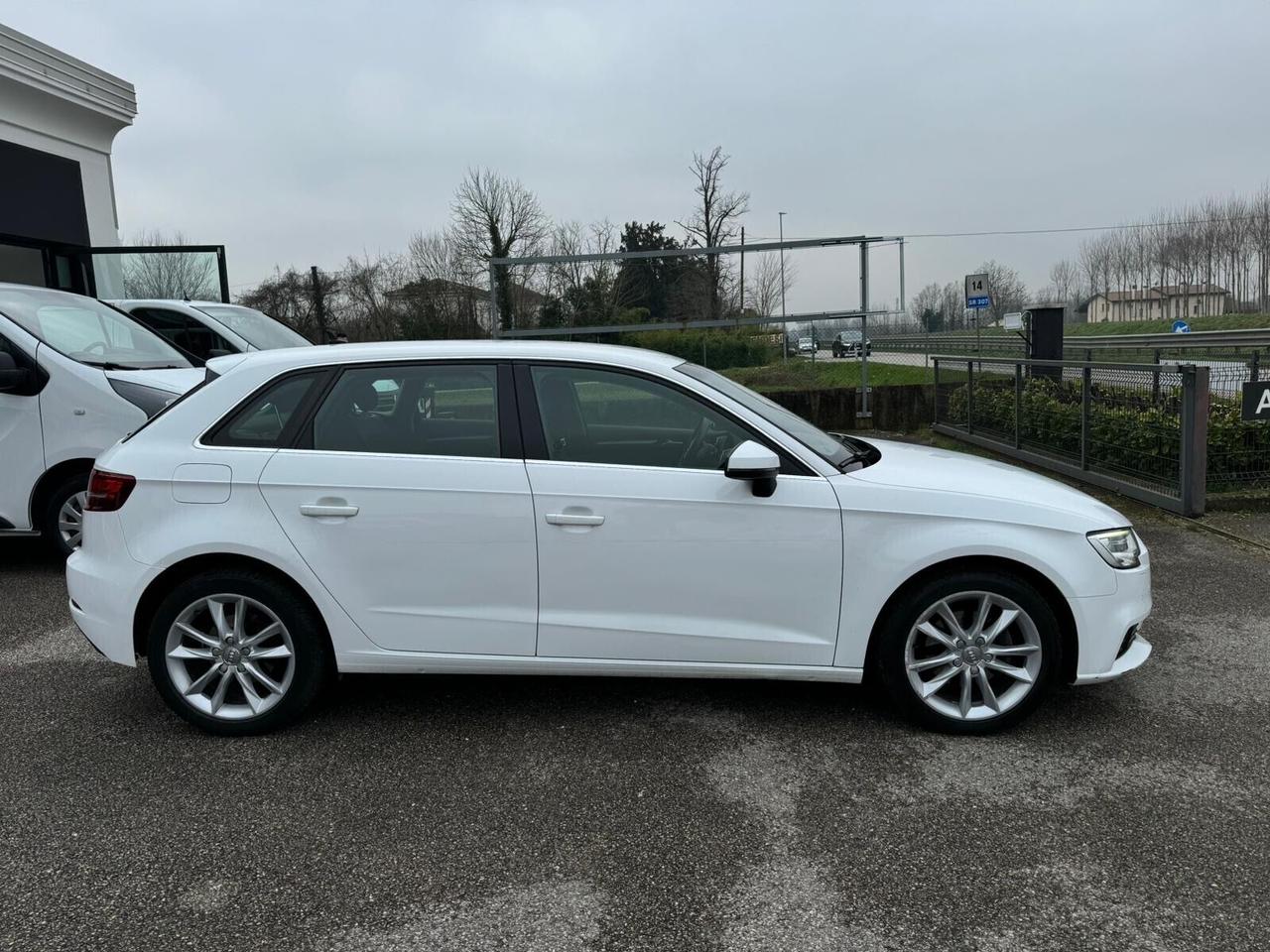 Audi A3 SPB 30 TDI S tronic Business