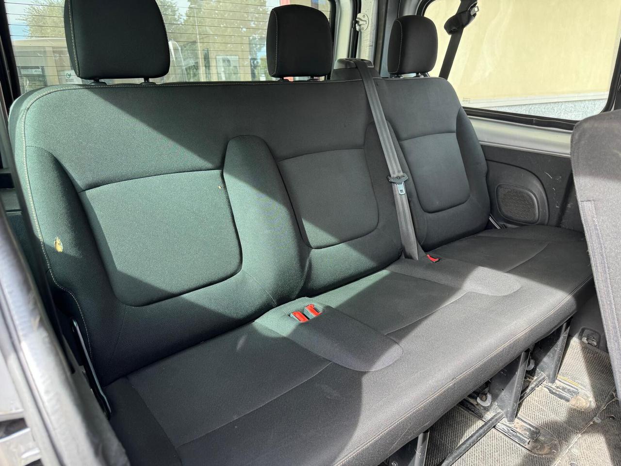 Renault Trafic 9 POSTI ZEN L1 T27 1.6 DCI 95CV S&S E6