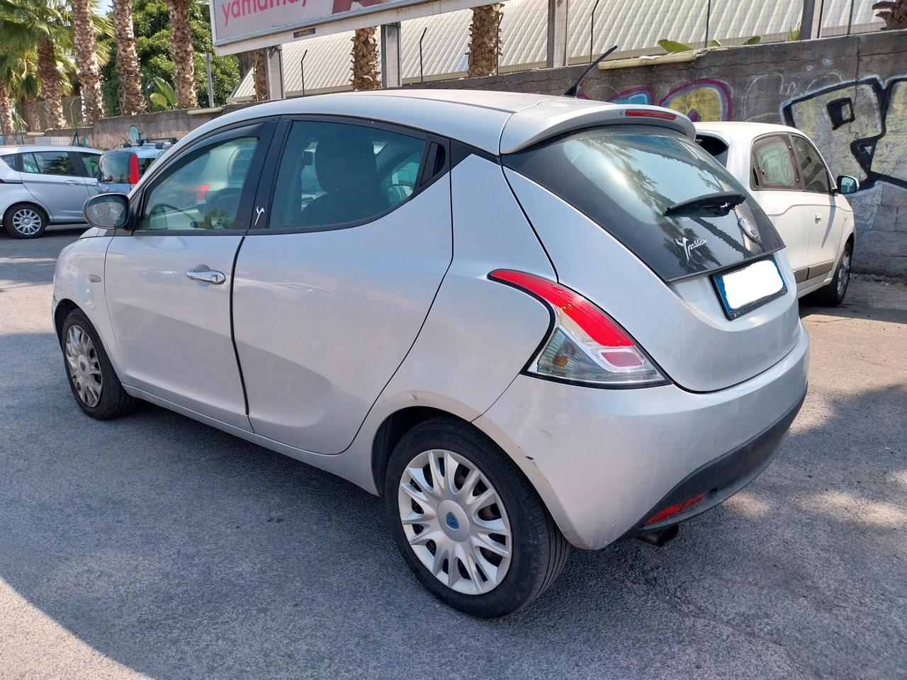 LANCIA YPSILON 1.3 DIESEL 95 CV PER COMMERCIANTI