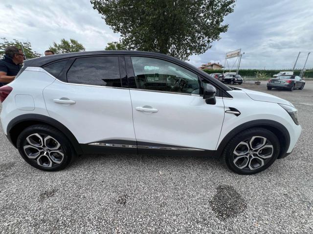 RENAULT Captur Plug-in Hybrid E-Tech 160 CV Initiale Paris