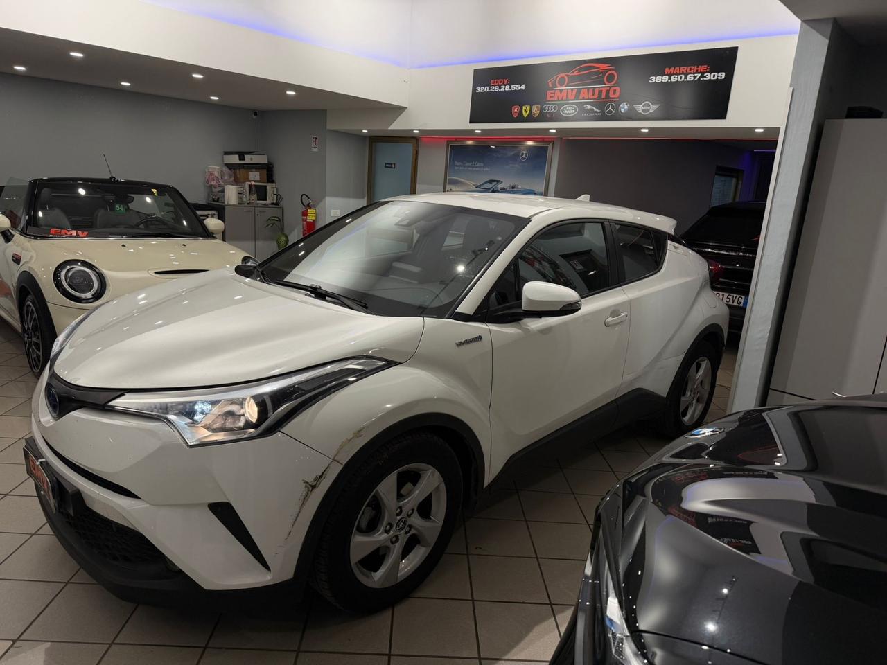 Toyota C-HR 1.8 Hybrid E-CVT Style