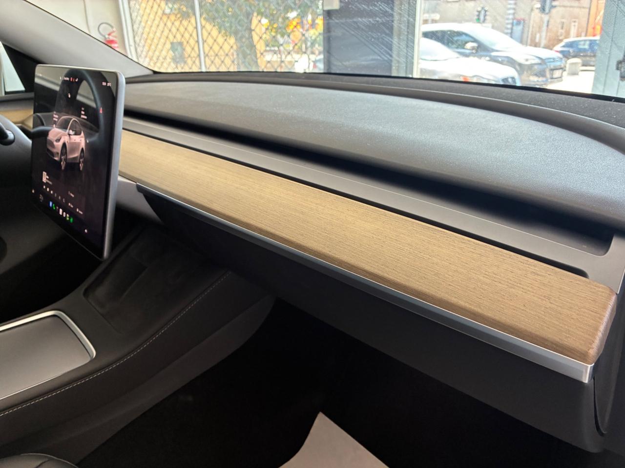Tesla Model Y Aziendale Single Motor rwd