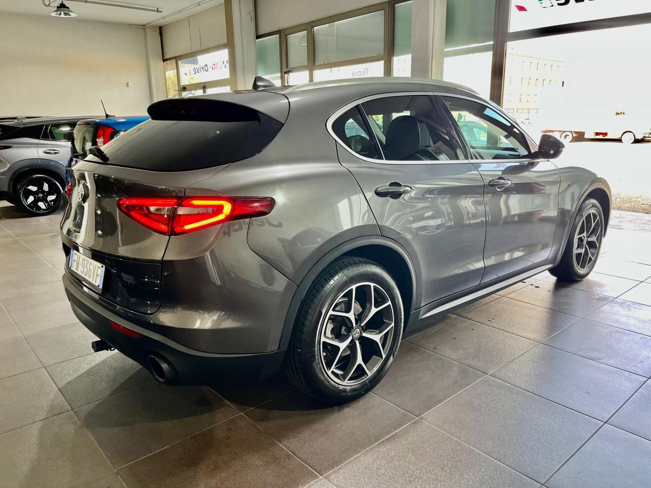 Alfa Romeo Stelvio 2.2 TDI 210 CV AT8 Q4 Executive GANCIO TRAINO UNICO PROP.