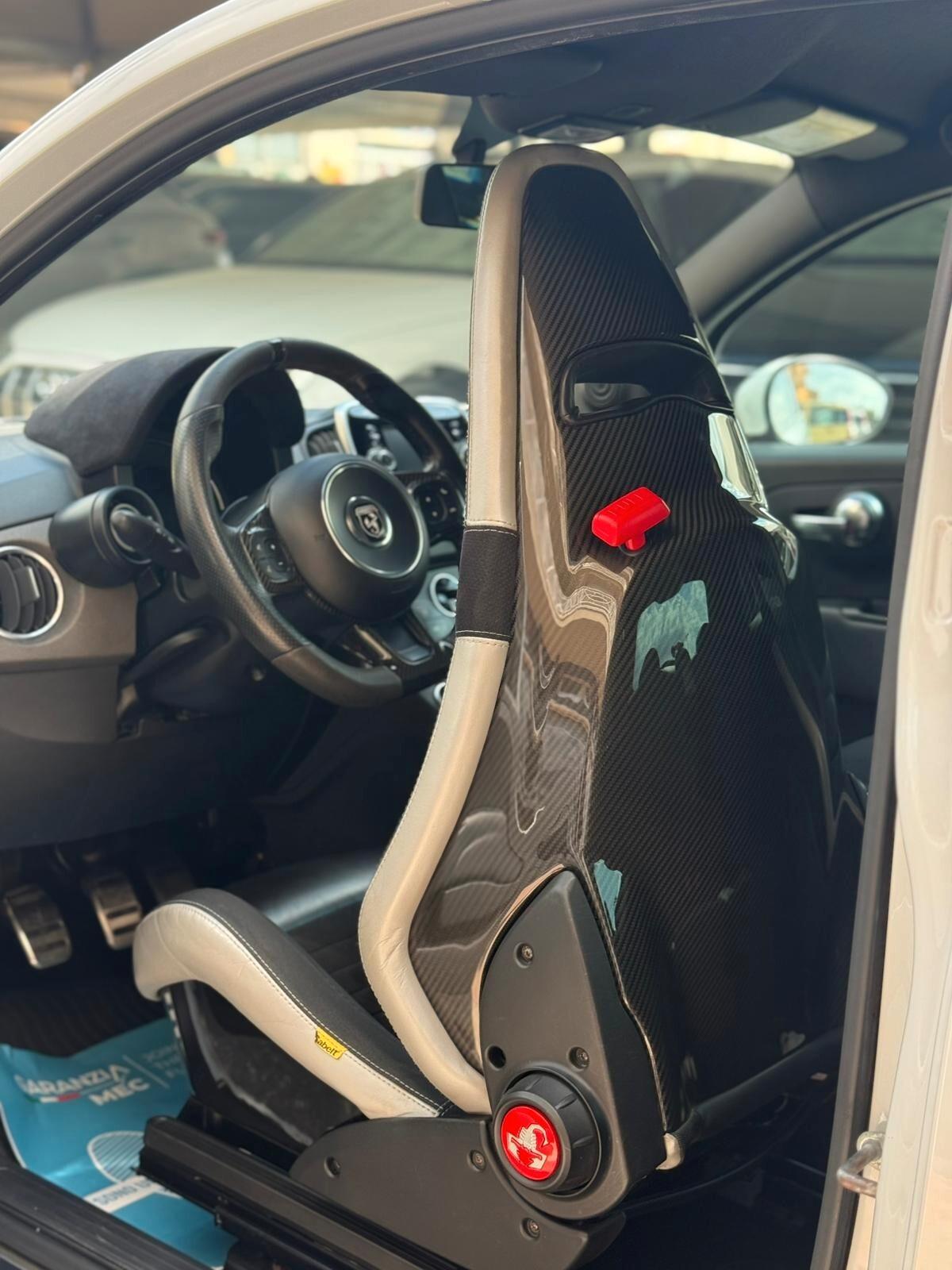 Abarth 595 1.4 Turbo T-Jet 180 CV Competizione