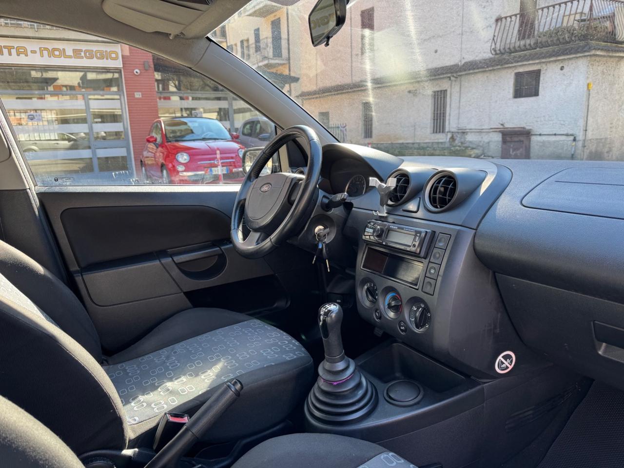 Ford Fiesta 1.2 16V 5p. CINGHIA NUOVA - OK NEOPATENTATI