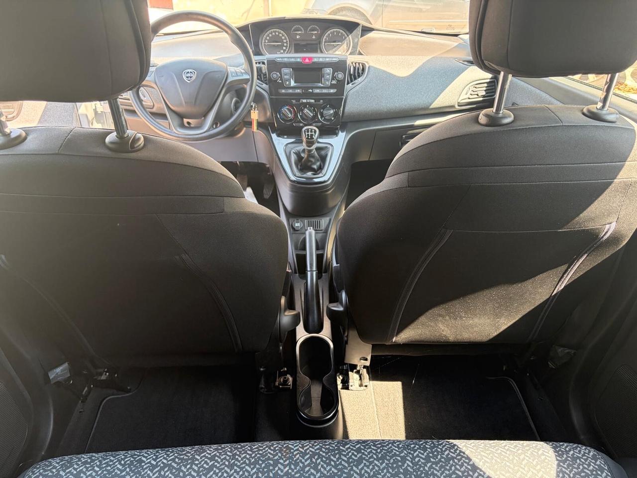 Lancia Ypsilon 1.2 69 CV 5 porte S&S Platinum