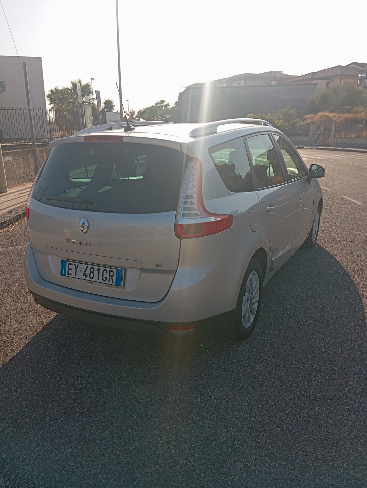 Renault Scenic Scénic XMod 1.5 dCi 110CV Limited